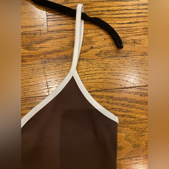 NWOT Abercrombie Notch Neck Brown Dress With White Piping And Slit - Picture 10 of 14